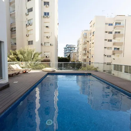 Apartamento Sea View 2br Mackenzie Larnaca